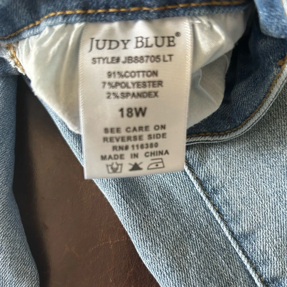 Women's Judy Blue Jeans - Wide Leg - Picture 5 of 7